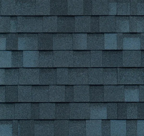 IKO Dynasty shingle swatch in Atlantic Blue
