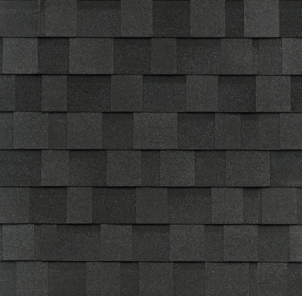 IKO Dynasty shingle swatch in Blackstone