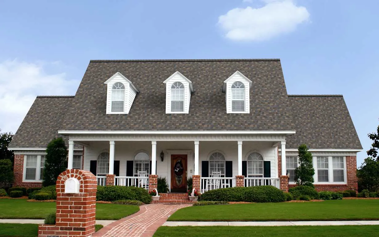Black Sable Duration FLEX shingles on a house