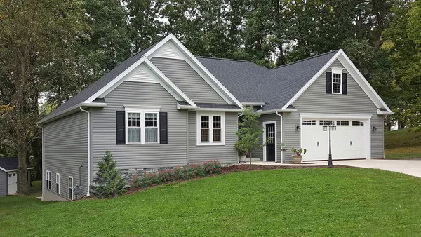 Cedar Peaks siding in Pewter — home exterior