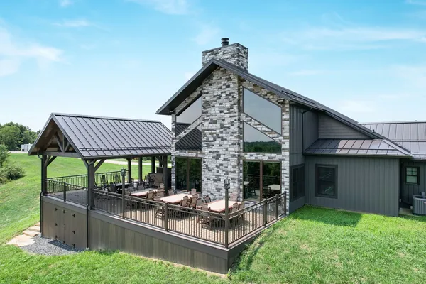 CedarMAX siding in Timberline — home exterior